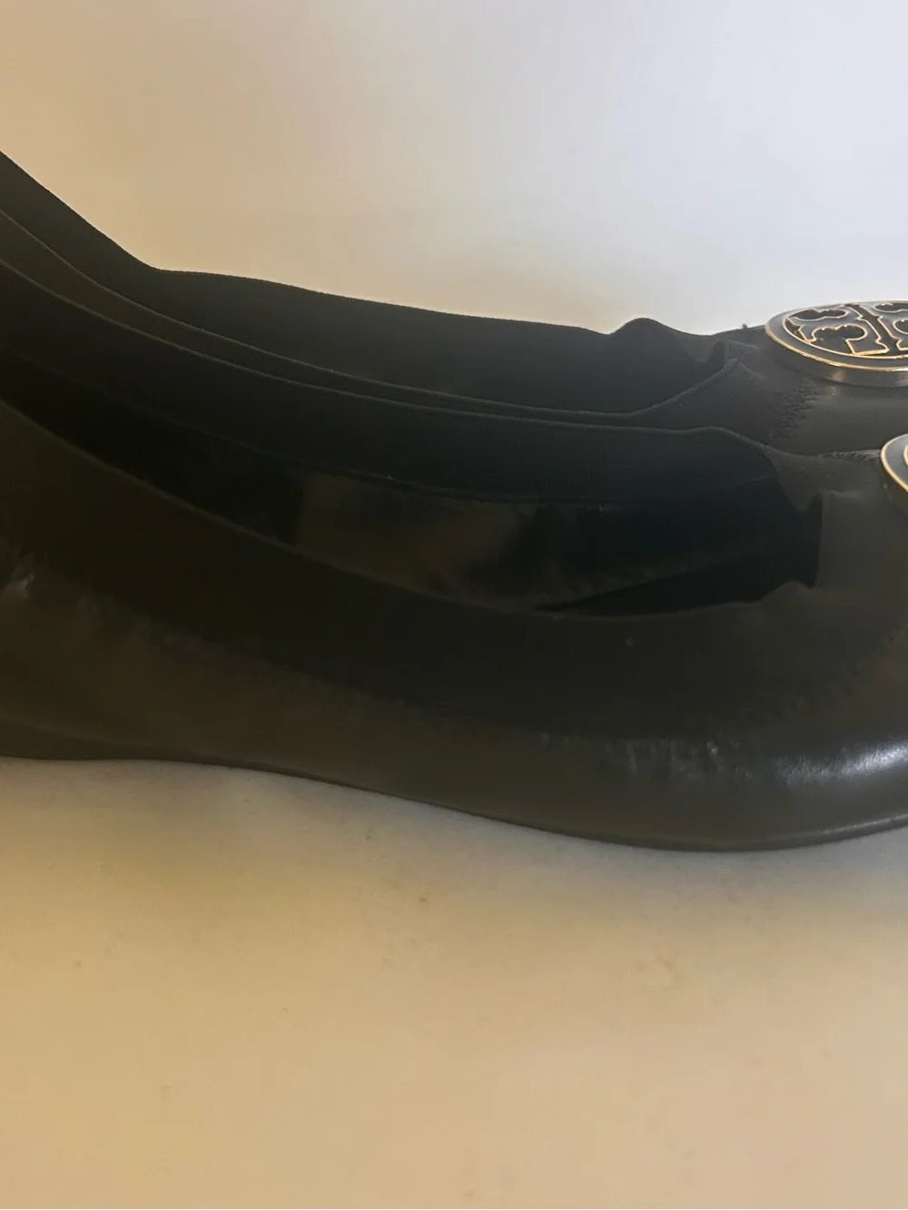 Tory Burch Caroline Black Ballet flats 6.5 New Soles Classic Preppy Gold‎ Logo